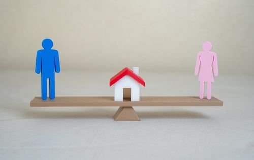 사실혼 남편 1억 빚 이자, 부부통장에서 빠져나갔다⋯재산분할에 반영될까? 기사 관련이미지