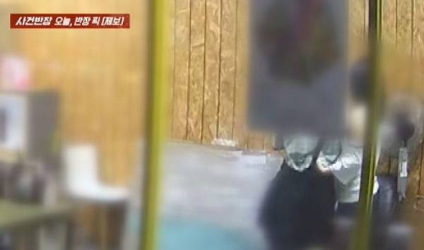 상가 복도서 유사성행위 커플, '공연음란죄' 처벌 된다 기사 관련이미지