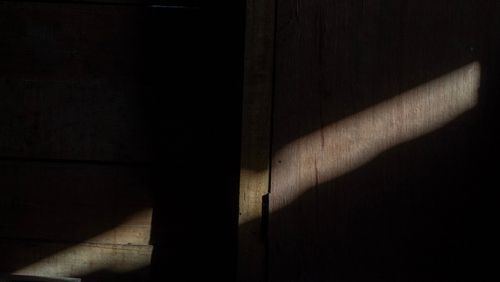 "잔혹하고 엽기적"이라던 재판부, 가스라이팅 무속인 형량 깎아줬다 기사 관련이미지