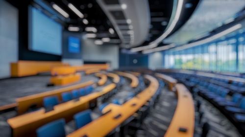 창문 뜯고 침입해 전 여친 성폭행한 현직 교수 "우리 때는 낭만이었다" 기사 관련이미지