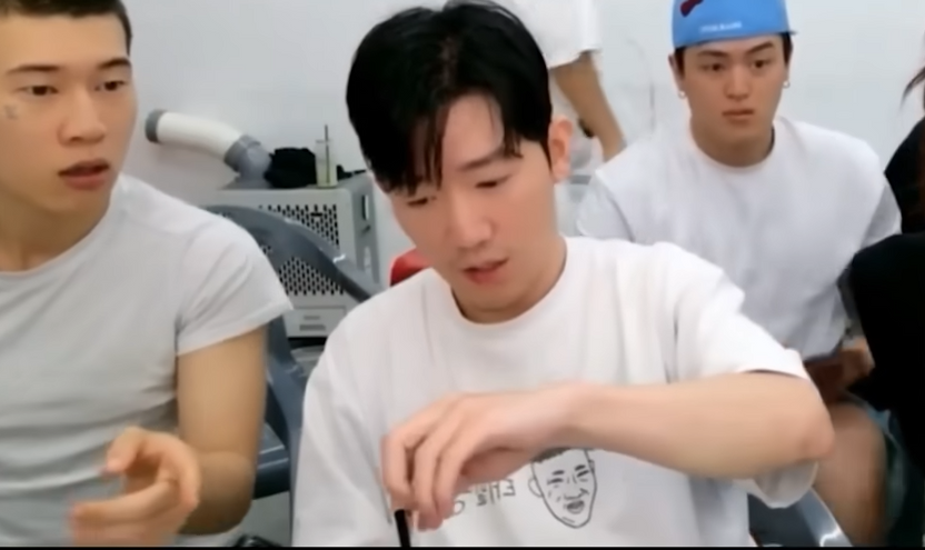 신태일, 생방송 중 경찰 7명 들이닥쳐 체포…경찰 출석요구 무시하면 벌어지는 일 기사 관련이미지