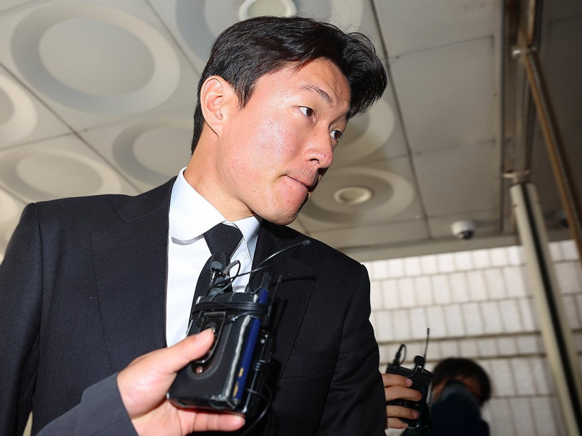 황의조 오늘 항소심 선고…기습공탁 논란 속 거액 합의금도 거절당해 기사 관련이미지