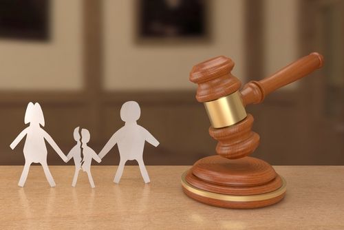 이혼할 때 엄마, 아빠 모두 양육을 거부한다면 아이는 어떻게 될까? 기사 관련이미지