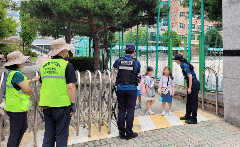 "아이들 놀라는 게 재밌어서" 초등생 유괴 시도범들, 영장 기각된 황당한 이유 기사 관련이미지