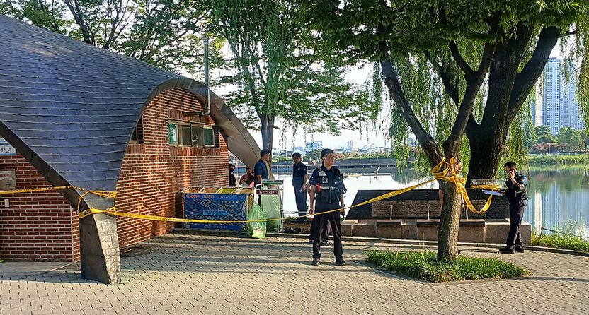 유서에 상급자 14명 이름 남기고…육군 대위, 총기 들고 부대 나온 그날의 진실 기사 관련이미지