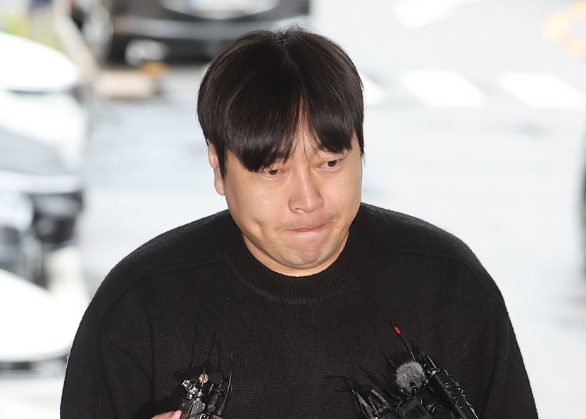 "신고자 공개"에 부담 호소했던 이진호 여자친구 사망…언론 책임론 비등 기사 관련이미지