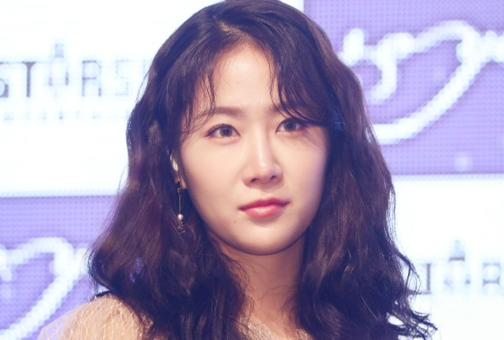 소유 "인종차별 당했다" vs 목격자 "만취 소란"…법적으로 보면 누구 책임이 클까 기사 관련이미지