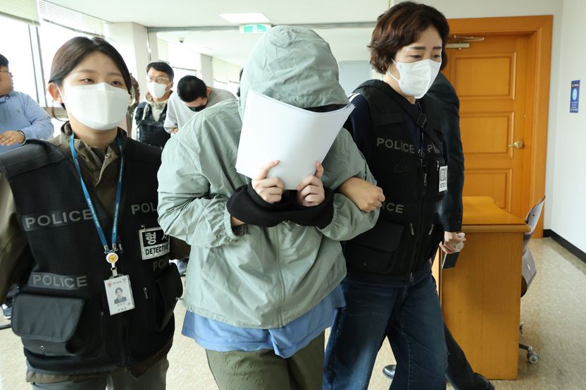 납치된 피해자라더니…월급받고 일한 ‘캄보디아 조직원들 기사 관련이미지