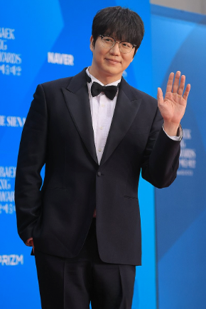 성시경, 10년 동행 매니저에 뒤통수 맞았다…유명세 악용한 사기, 처벌 수위는? 기사 관련이미지
