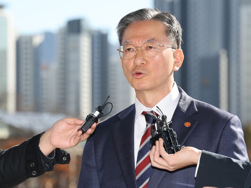 '대장동 1심' 일부 무죄에도 항소 포기한 검찰…법조계 "전례 없는 일" 시끌 기사 관련이미지