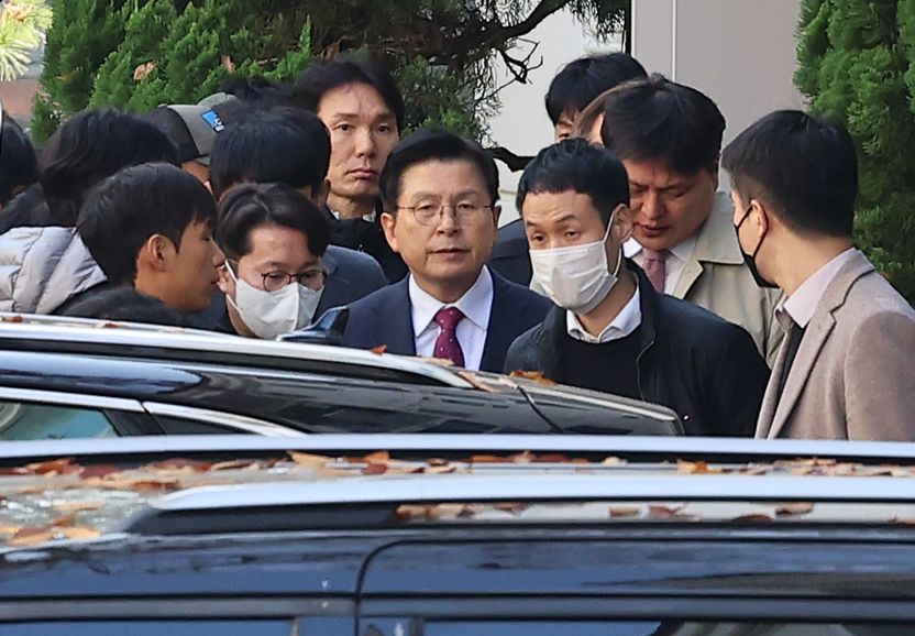 "황교안 전 총리 유죄 확률 65% 추정"…SNS 게시물로 내란 선전 혐의 인정될 수 있다 기사 관련이미지
