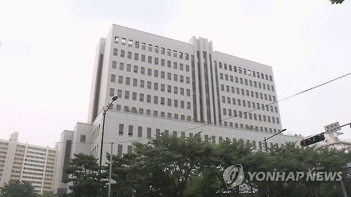 “강간당한 사람이 왜 나랑 술 마셔?”…만취 여성 성폭행한 30대, 배심원 5:2로 실형 기사 관련이미지
