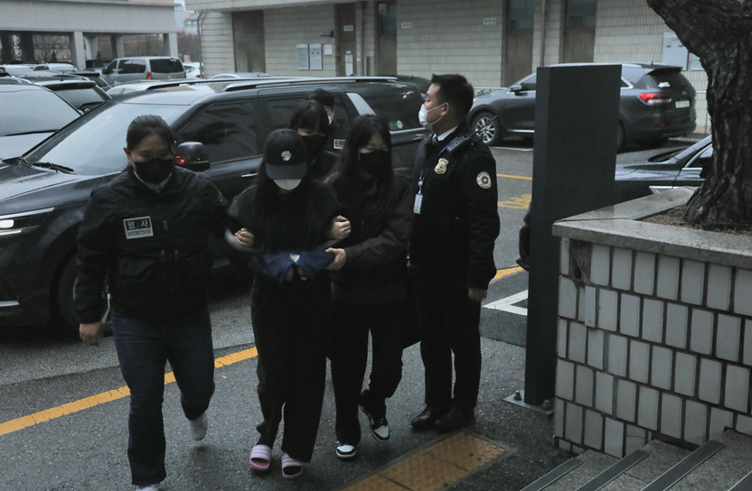 숨져가는 16개월 아기... 부모는 119 대신 '멍 크림'만 찾았다 기사 관련이미지