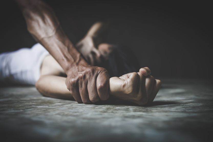 강간 안 되면 강제추행? '마지못한 성관계'의 법적 딜레마 기사 관련이미지