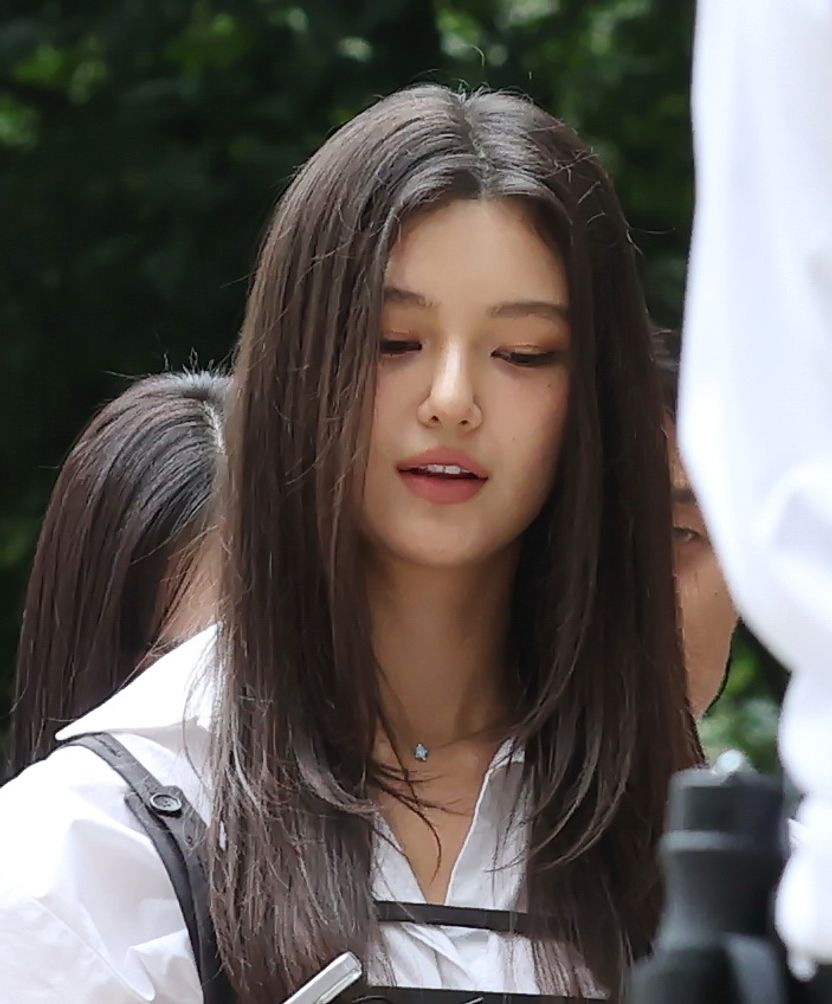다니엘 계약 흔든 건 가족 1인과 민희진? 어도어가 제3자에게 칼 빼든 이유 기사 관련이미지