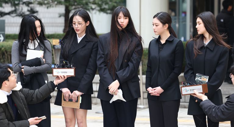 왼쪽부터 하니, 민지, 혜인, 해린, 다니엘 모습. /연합뉴스