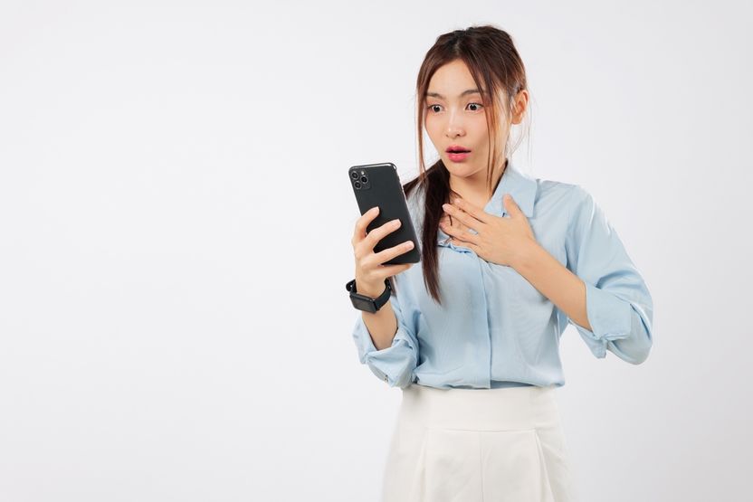“내 폰에 뭐가 있을 줄 알고 차단해?”…‘알몸 영상’ 협박, “지금 당장 고소하라” 기사 관련이미지
