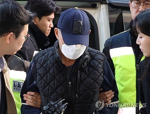 "가속페달 밟는 모습 고스란히" 22명 사상 부천 돌진 사고 운전자 첫 재판서 혐의 인정 기사 관련이미지