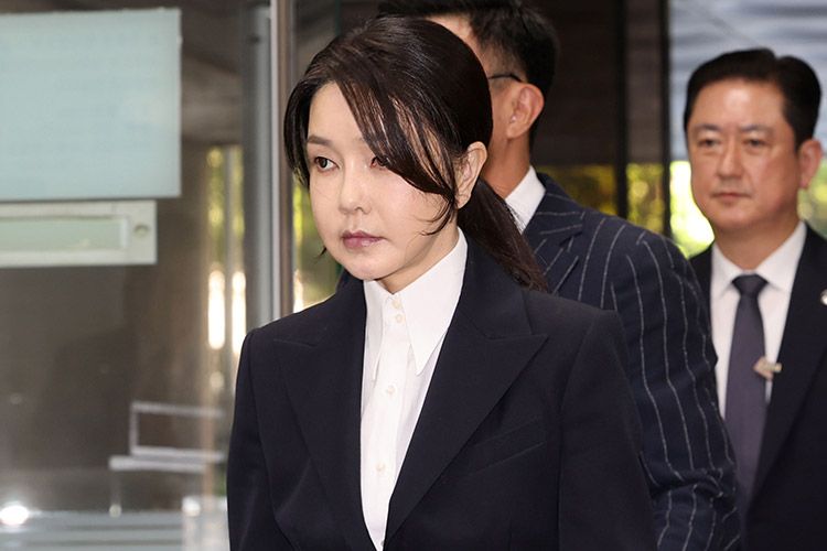 "김건희 1심 판결은 모순 투성이"…변호사가 항소심 형량 가중 점치는 까닭 기사 관련이미지