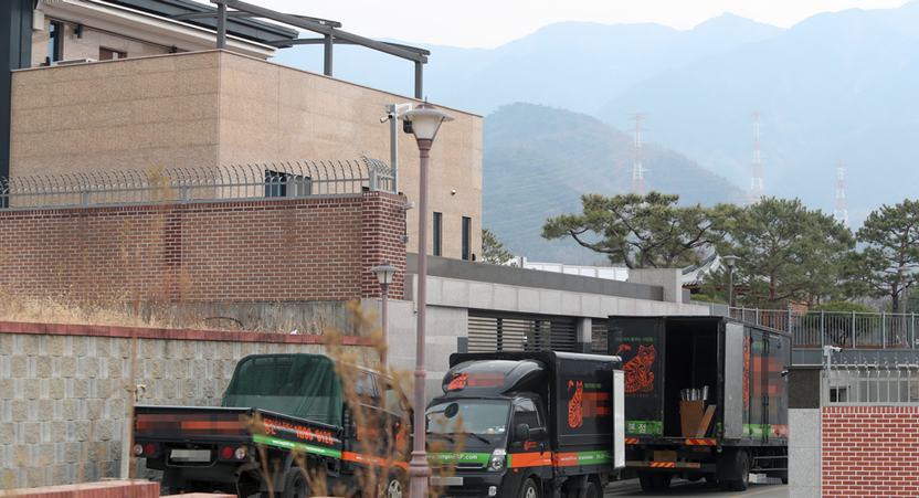 박근혜 대구 사저에 ‘가압류’ 빨간딱지... 가세연 10억 채권 갈등 기사 관련이미지