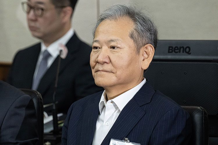 "부하에겐 지시가 곧 실행" 이상민 직권남용 무죄에 쏟아진 '전관예우' 의혹 기사 관련이미지