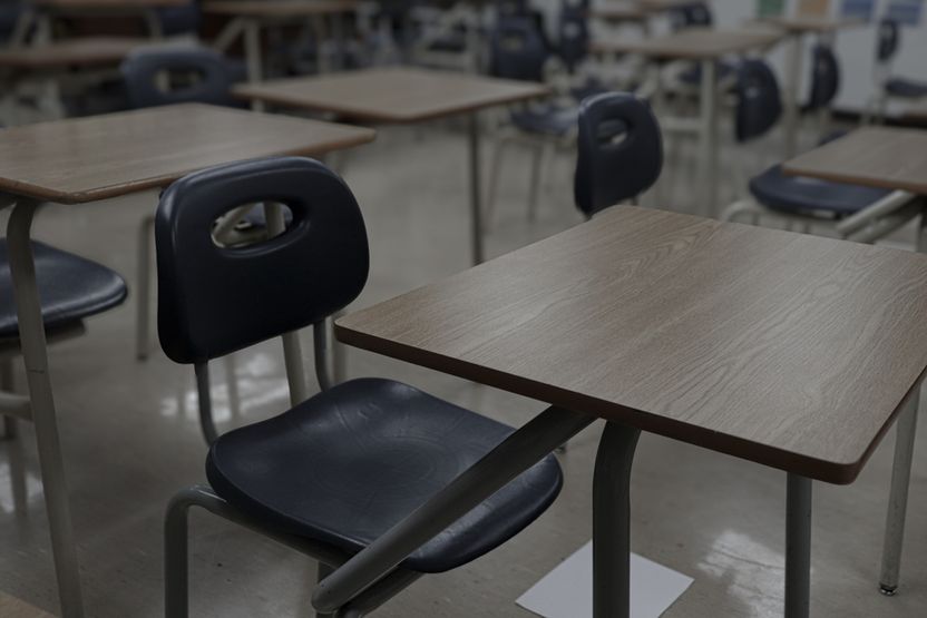 "학폭 해결해 줄게" 일진 등에 업고 여중생 11명 성폭행한 40대 '가짜 삼촌' 기사 관련이미지