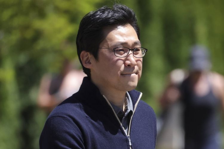 폭락하던 주가 살린 쿠팡 김범석의 '지각 사과'… 3개월 늦은 사과가 양날의 검인 이유 기사 관련이미지