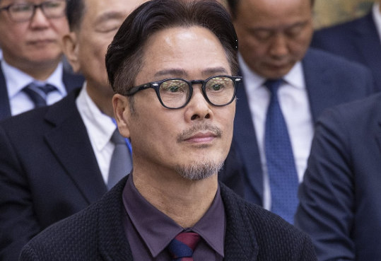 '성폭행 혐의' 남경주, 발목 잡는 음주·무면허 이력…최정상 배우 뒤에 숨겨진 위력의 실체 기사 관련이미지