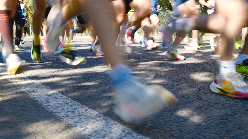 마라톤 인파 뚫고 횡단하다 식물인간 된 70대... 법원 "주최측이 3.5억 배상하라" 기사 관련이미지
