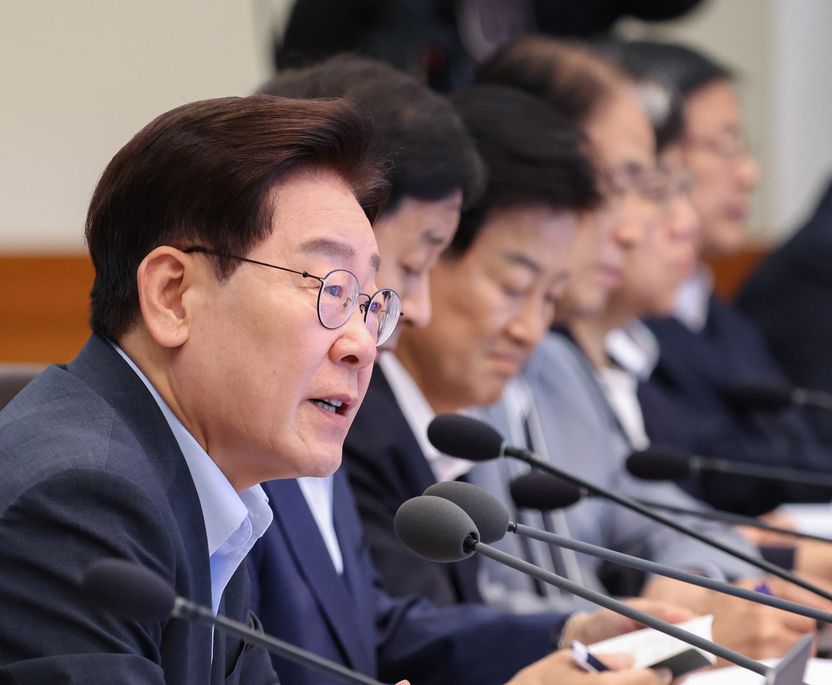 대통령 "수사·기소 분리는 정상화"… '수사검사 직접기소 무효' 대법원 판결과도 맞물려 기사 관련이미지