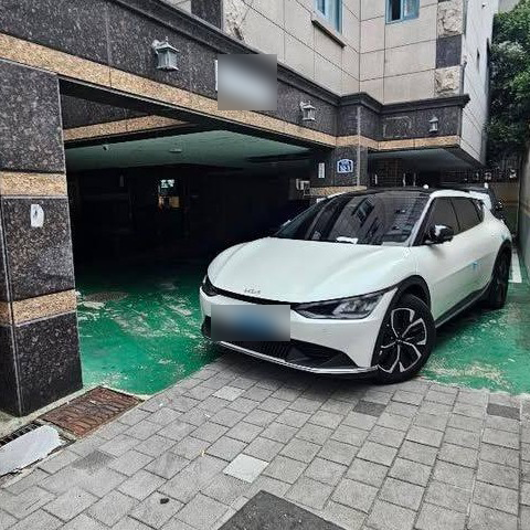 출근길 빌라 주차장 막은 무개념 렌터카… 합법적으로 참교육하는 법 기사 관련이미지