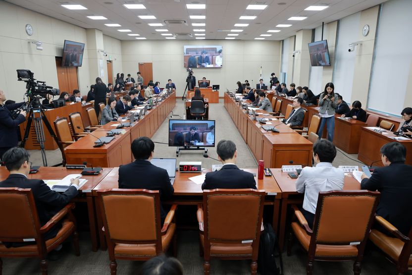 날이 더워 공사 멈췄는데 내 일당은?… 폭염 손실 메우는 '기후보험' 나온다 기사 관련이미지