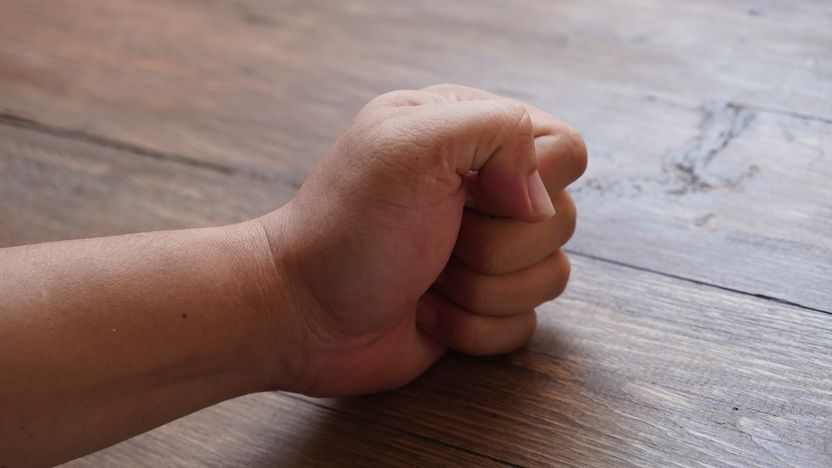 딸 뺨 때리고 아내 목 조른 후 "내가 맞았다" 허위 고소한 '막장 아버지' 기사 관련이미지