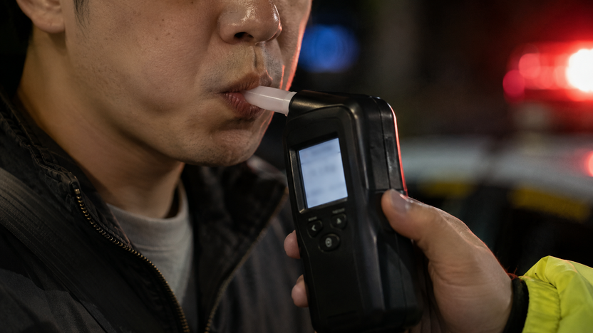 혈중알코올농도 0.073%…숙취운전으로 음주단속 적발, 이미 면허 취소인데 실형 받을까? 기사 관련이미지