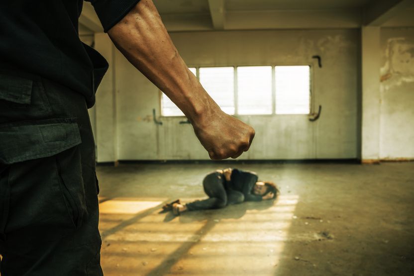 경찰이 데이트 폭력… 징계가 무겁다고? 기사 관련이미지