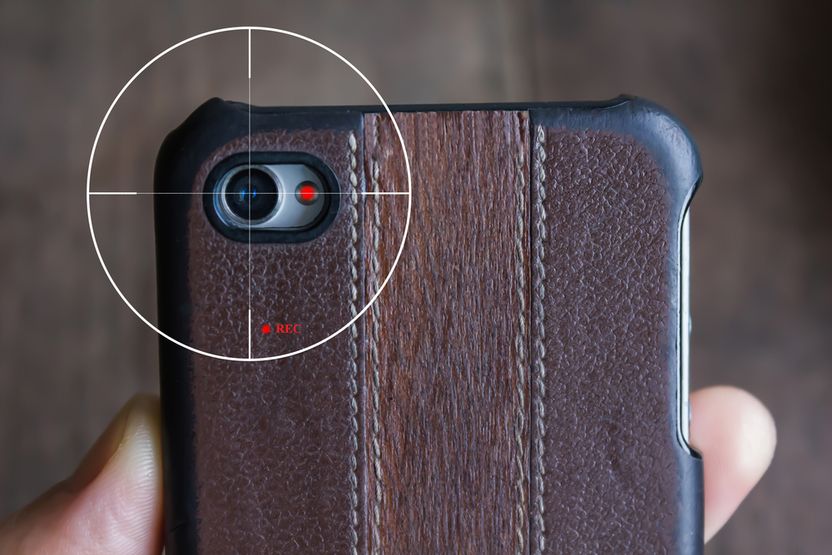 목욕하고 나왔는데 건너편 집에서 카메라 플래시가? 기사 관련이미지