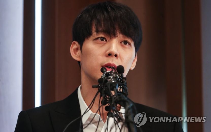 지난달 활동 재개한 박유천 발목 잡은 '마약범죄' 기사 관련이미지