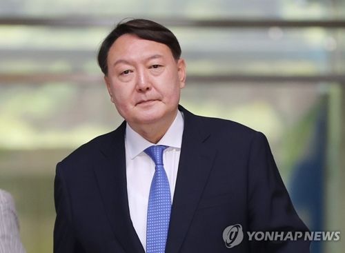 문 대통령, 차기 검찰총장 후보에 윤석열 지검장 지명…검찰 개혁 주목 기사 관련이미지