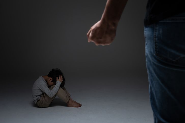 "담배 피워서 때렸다" 6살 소영이를 학대한 가족의 충격적인 변명 기사 관련이미지