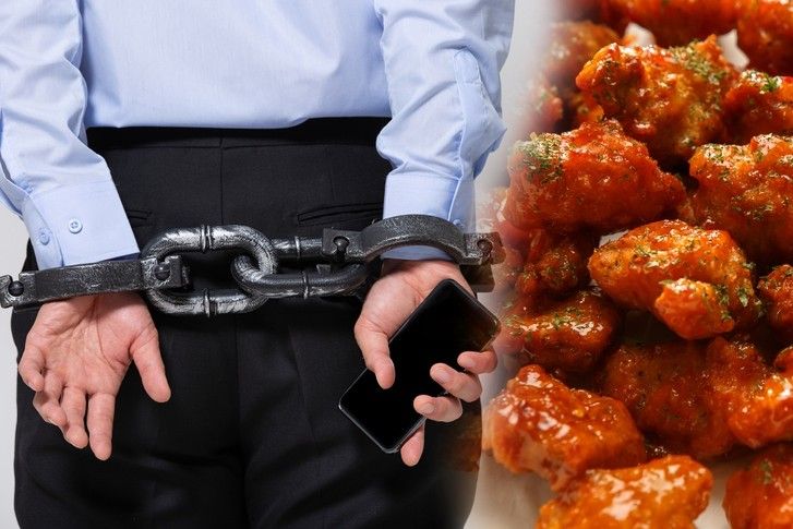 '닭강정 피해자'에 전하는 변호사의 현실 조언 "지금 그럴 때가 아닙니다" 기사 관련이미지