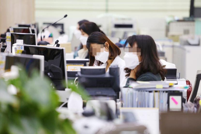 사장님, '우한 폐렴' 걸렸을 때 다 책임지시려면 마스크 못 쓰게 막으셔도 됩니다 기사 관련이미지