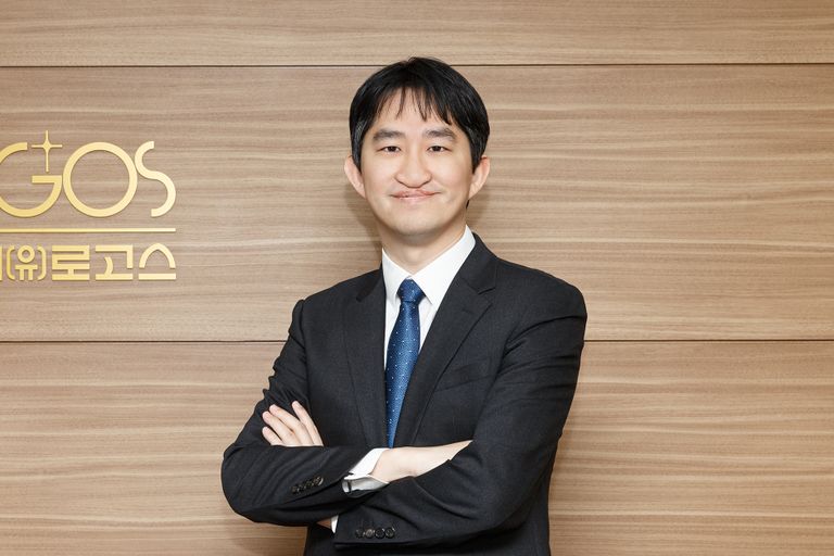 법무법인(유)로고스의 박래형 변호사. /로톡DB