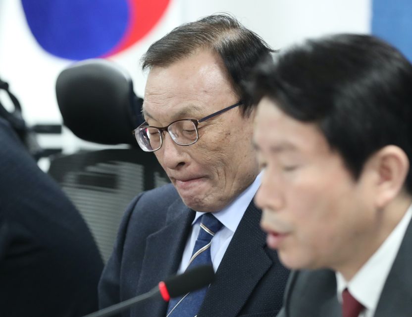 '비판'의 목소리 싹 자르려 한 민주당⋯"선거법 어겼다" 주장, 팩트체크해보니 기사 관련이미지