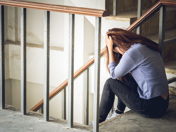 "나랑 안 사귀면 나 죽어버릴 거야" 협박하는 남성⋯진짜 죽으면 어쩌죠? 기사 관련이미지