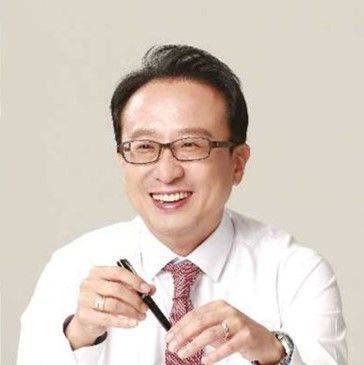 '법무법인 오른'의 백창협 변호사. /로톡DB