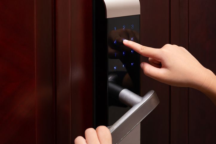 집 비밀번호 안 알려줬으니 '자동 계약 연장'이라는 집주인, 정말일까? 기사 관련이미지