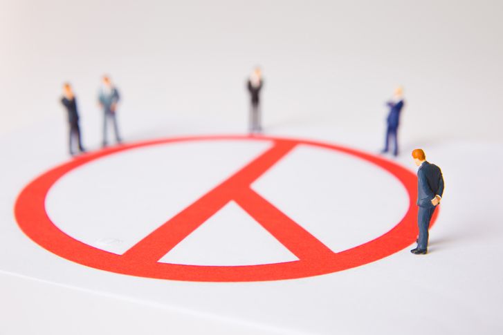 "상장기업 시가총액 1% 환수" 이런 '황당' 공약, 왜 안 막죠? "막을 법이 없어요" 기사 관련이미지