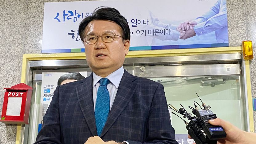 당선되자마자 위기? 황운하, 압수수색 당한 '그 혐의'로는 당선무효 될 일 없다 기사 관련이미지