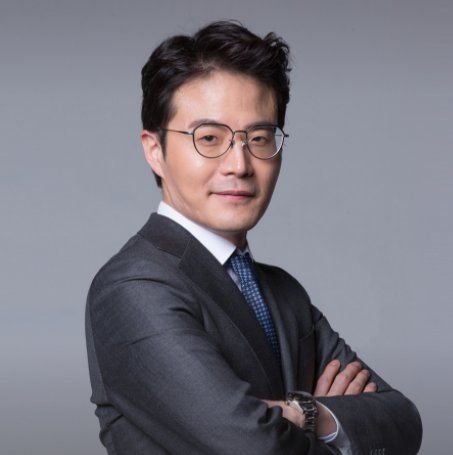 '리라 법률사무소'의 김현중 변호사. /로톡DB