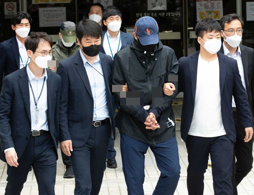 '박사방' 유료회원 2명 구속⋯이제 n번방 회원들 최대 무기징역으로 처벌할 길 열렸다 기사 관련이미지